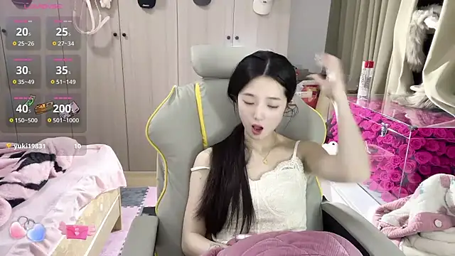 OiOi-666 online show from 4, 2, 2026