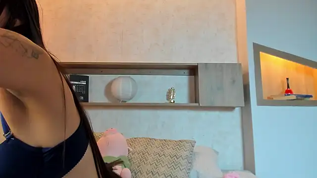 Snapshot of Emilly_Beaumont chatting on 3, 2, 2026 Emilly Beaumont online show from 3, 2, 2026