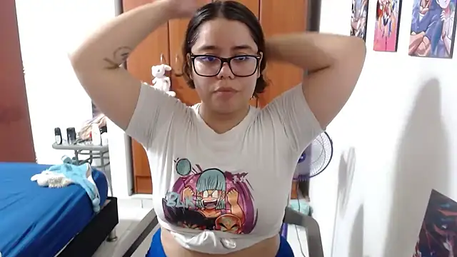 Snapshot of saenz_eymi chatting on 14, 12, 2025 saenz eymi online show from 14, 12, 2025