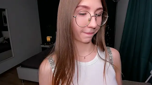 Snapshot of EditaBand chatting on 8, 1, 2026 EditaBand online show from 8, 1, 2026