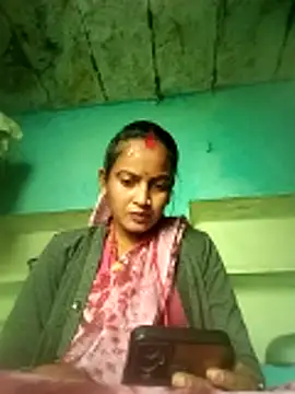 Snapshot of Hot_chinkiji chatting on 4, 12, 2025 Hot chinkiji online show from 4, 12, 2025