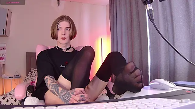 midwestemoqueen online show from 14, 5, 2026