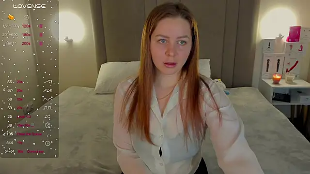 MikaBloom online show from 2, 2, 2026