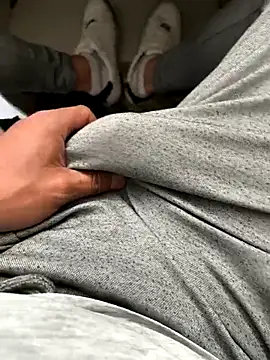 Snapshot of Ersin_meral chatting on 15, 9, 2025 Ersin meral online show from 15, 9, 2025