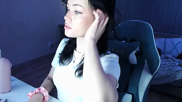 Snapshot of cutefrendlyuser chatting on 13, 4, 2026 cutefrendlyuser online show from 13, 4, 2026