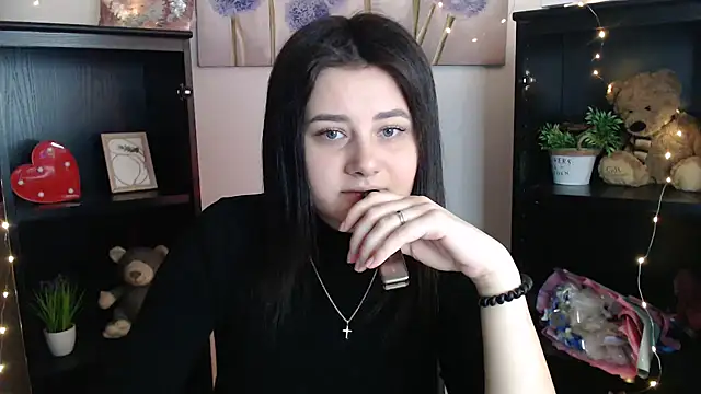 Katrin kiss  online show from 10, 2, 2026