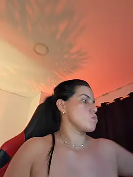 Snapshot of carol_cruz133 chatting on 28, 5, 2026 carol cruz133 online show from 28, 5, 2026