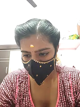Snapshot of Tamil-Meenu12 chatting on 25, 10, 2025 Tamil-Meenu12 online show from 25, 10, 2025