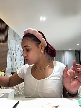 Snapshot of DollyBrowncc chatting on 19, 6, 2026 DollyBrowncc online show from 19, 6, 2026