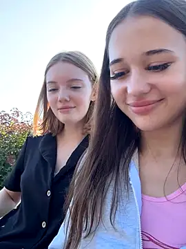 Snapshot of Juice_Bunny chatting on 16, 9, 2025 Juice Bunny online show from 16, 9, 2025