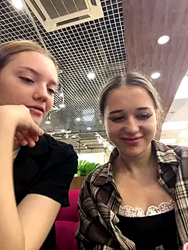 Snapshot of Juice_Bunny chatting on 21, 9, 2025 Juice Bunny online show from 21, 9, 2025