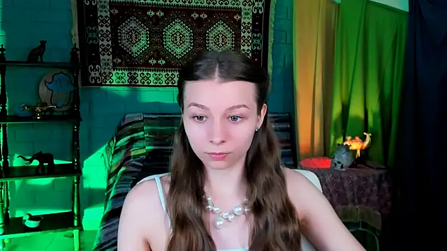 JulieDaniel online show from 13, 11, 2025