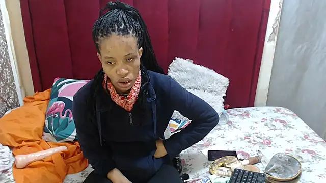 Snapshot of SexyChantyBabe25 chatting on 6, 10, 2025 SexyChantyBabe25 online show from 6, 10, 2025