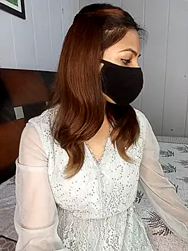 Snapshot of Hot_malika19 chatting on 17, 11, 2025 Hot malika19 online show from 17, 11, 2025