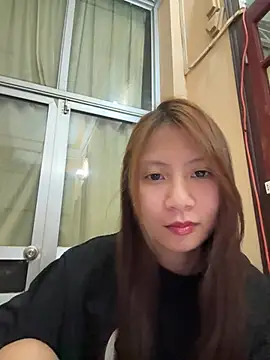 Snapshot of Lil-Gi chatting on 29, 4, 2026 Lil-Gi online show from 29, 4, 2026