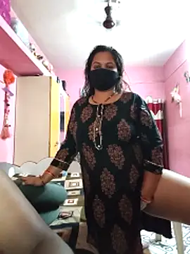 biggbobbsgirl online show from 17, 4, 2026