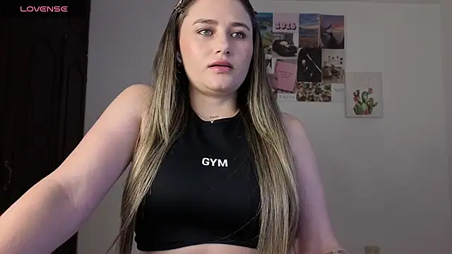 Veronika  Winslow  online show from 20, 5, 2026