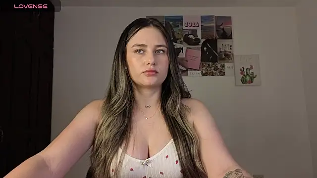 Veronika  Winslow  online show from 28, 5, 2026