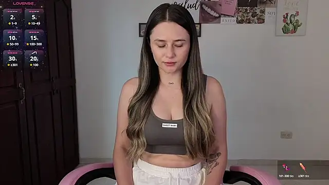 Veronika  Winslow  online show from 23, 6, 2026