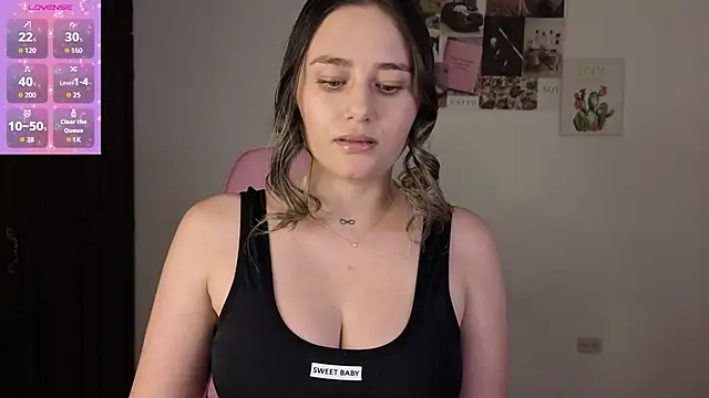 Veronika  Winslow  online show from 29, 7, 2026