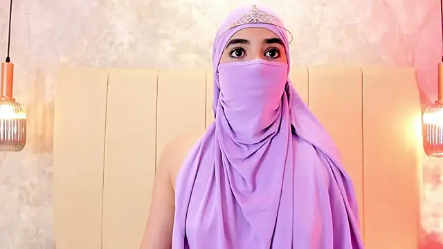 Snapshot of nayiraa_ chatting on 27, 9, 2025 nayiraa online show from 27, 9, 2025