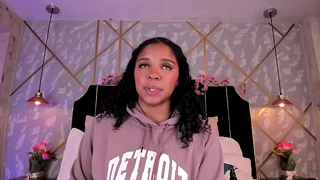 Snapshot of LisaMendez chatting on 9, 5, 2026 LisaMendez online show from 9, 5, 2026