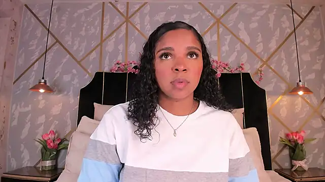 Snapshot of LisaMendez chatting on 23, 5, 2026 LisaMendez online show from 23, 5, 2026
