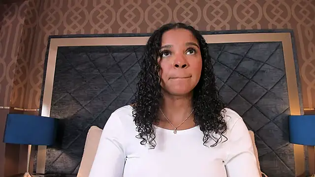 Snapshot of LisaMendez chatting on 28, 5, 2026 LisaMendez online show from 28, 5, 2026
