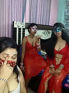 Snapshot of Sexy_anaamika chatting on 12, 10, 2025 Sexy anaamika online show from 12, 10, 2025