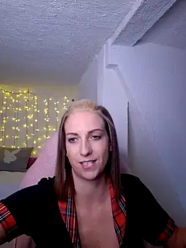 Snapshot of SexyJulia21 chatting on 27, 1, 2025 SexyJulia21 online show from 27, 1, 2025