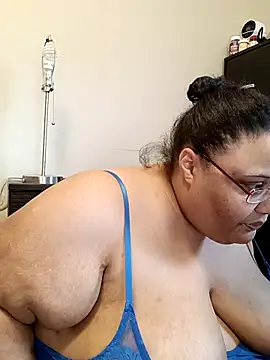 Snapshot of SexyBBW10790 chatting on 2, 10, 2025 SexyBBW10790 online show from 2, 10, 2025