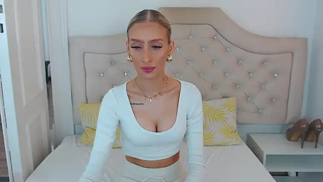 Snapshot of NatalieSensual chatting on 26, 4, 2026 NatalieSensual online show from 26, 4, 2026