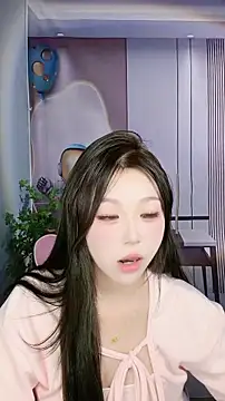 CAICAI BABY online show from 10, 11, 2025