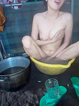 Snapshot of DauTay_hot chatting on 18, 9, 2025 DauTay hot online show from 18, 9, 2025