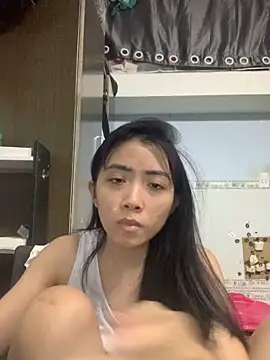 Snapshot of Minee1202 chatting on 22, 9, 2025 Minee1202 online show from 22, 9, 2025