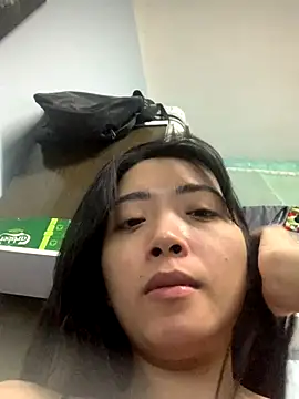 Snapshot of Minee1202 chatting on 6, 10, 2025 Minee1202 online show from 6, 10, 2025