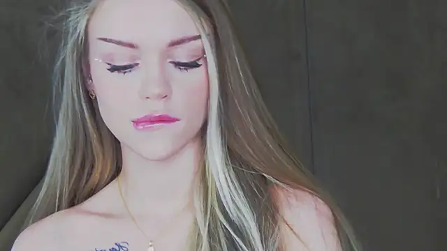 MarilynNova online show from 14, 4, 2026