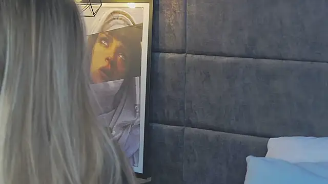 Snapshot of MarilynNova chatting on 13, 7, 2026 MarilynNova online show from 13, 7, 2026