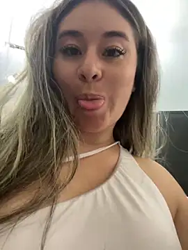 Snapshot of Sharon_07 chatting on 12, 1, 2025 Sharon 07 online show from 12, 1, 2025