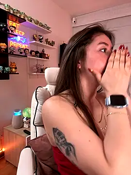 Snapshot of Sharon_07 chatting on 9, 10, 2025 Sharon 07 online show from 9, 10, 2025