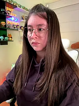 Snapshot of Sharon_07 chatting on 26, 11, 2025 Sharon 07 online show from 26, 11, 2025