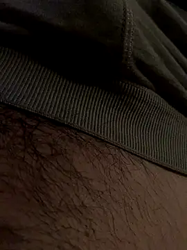 Snapshot of MuzzyFacing chatting on 26, 11, 2025 MuzzyFacing online show from 26, 11, 2025