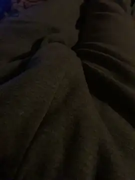 Snapshot of MuzzyFacing chatting on 5, 2, 2026 MuzzyFacing online show from 5, 2, 2026