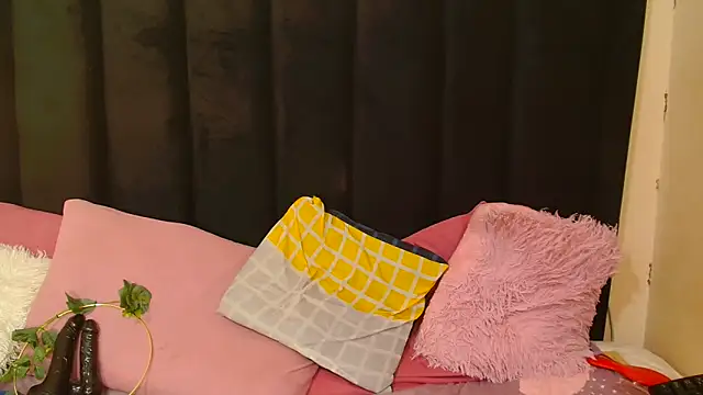 AmazingDarkDoll online show from 11, 10, 2025