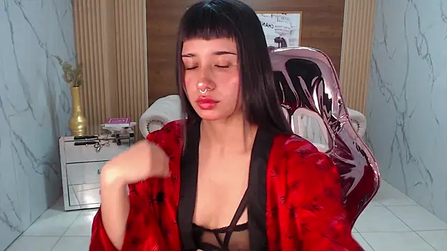 Snapshot of allyssa_bellini_s chatting on 19, 10, 2025 allyssa bellini s online show from 19, 10, 2025