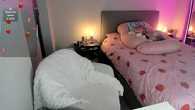 Snapshot of jjulietterose chatting on 18, 10, 2025 jjulietterose online show from 18, 10, 2025