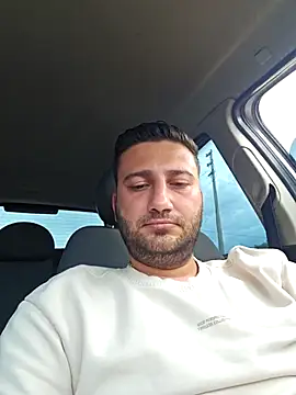 Snapshot of izmirgenc chatting on 3, 10, 2025 izmirgenc online show from 3, 10, 2025