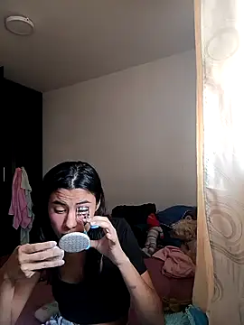 Snapshot of VioletaHolly chatting on 10, 9, 2025 VioletaHolly online show from 10, 9, 2025