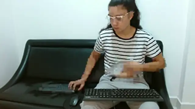 Snapshot of Arieeel_09 chatting on 17, 10, 2025 Arieeel 09 online show from 17, 10, 2025