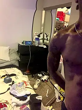 Triggerhappycj100 online show from 19, 4, 2026